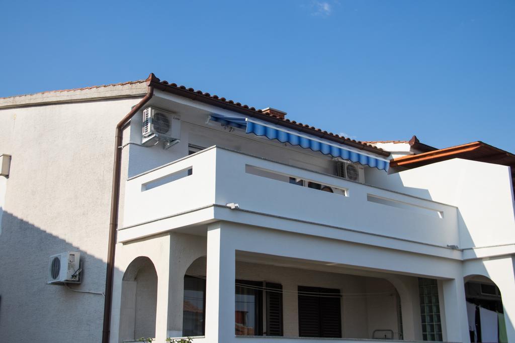 Neda Apartment Krk Town